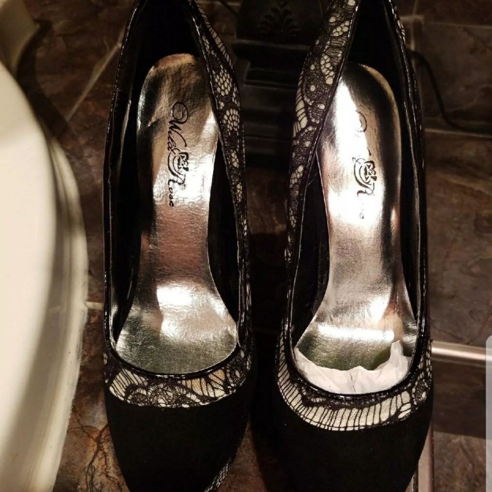 Lace heels - Picture 3 of 4
